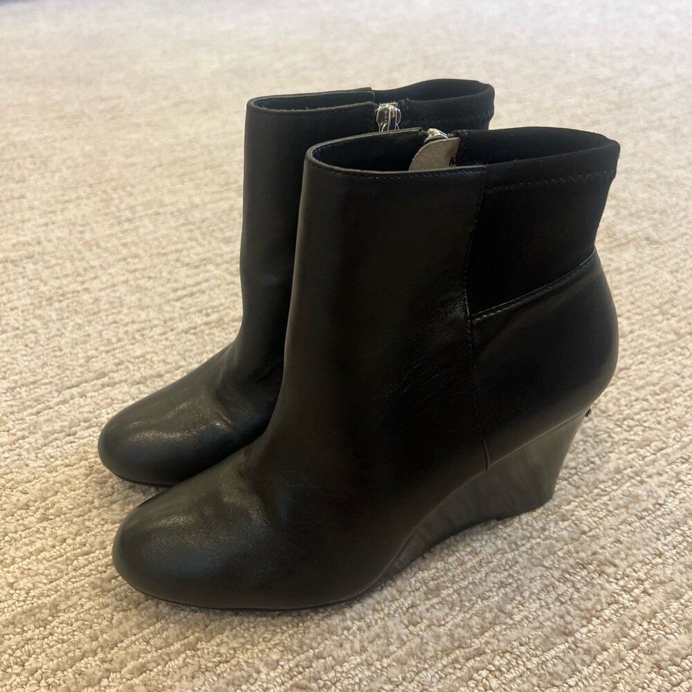 MICHAEL Michael Kors Black Leather Wedge Ankle Boots Booties Size 6.5